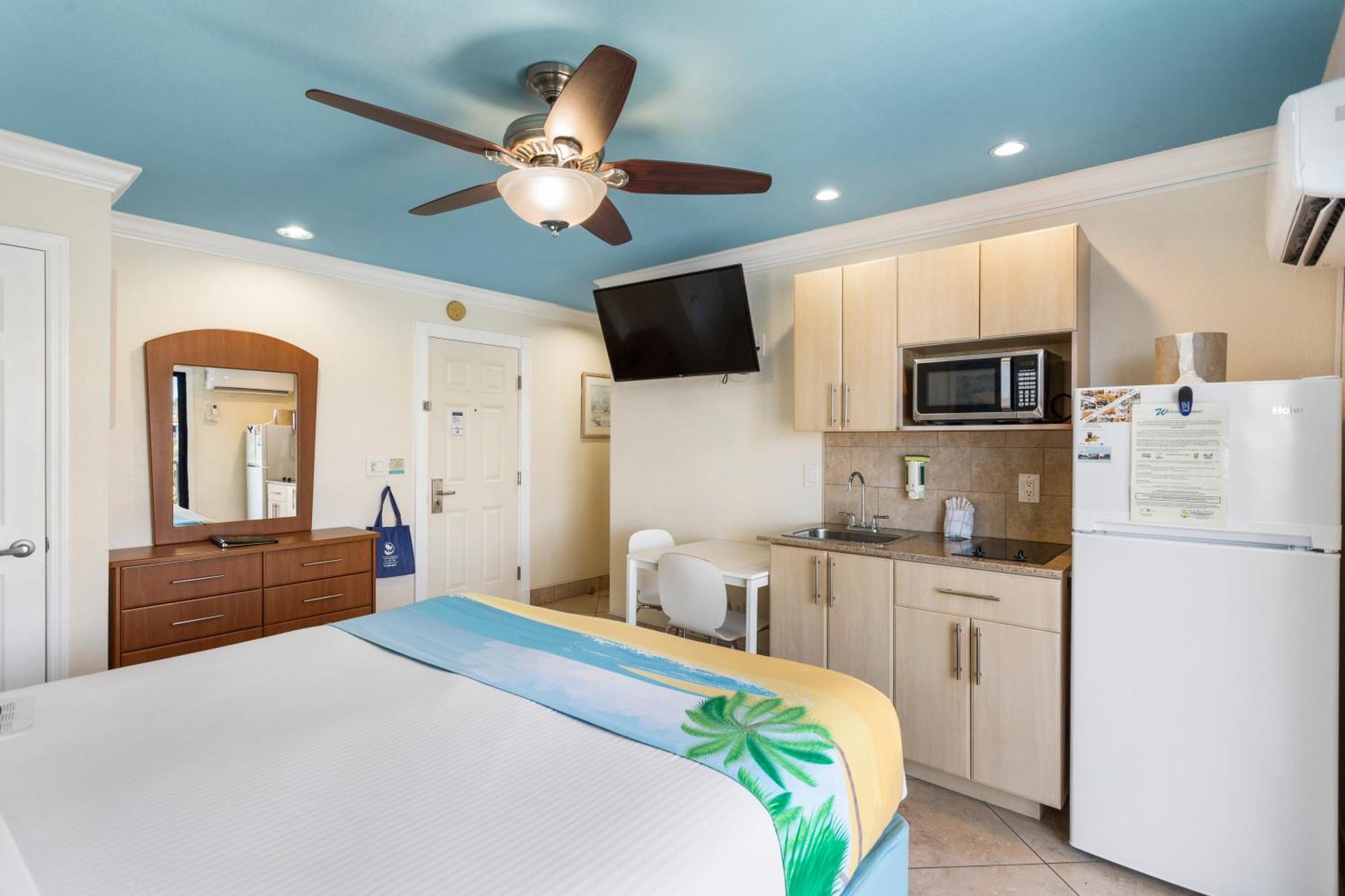 Bayview Plaza Waterfront Resort St. Pete Beach Kamer foto